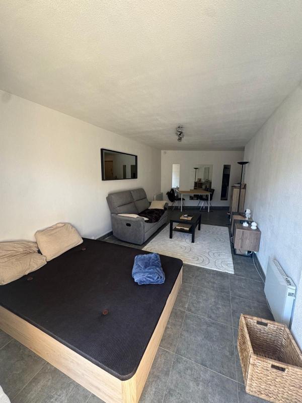 Studio - 27 m² - 1 pièce