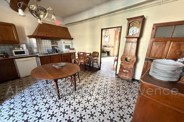 Maison - 104 m² - 5 pièces