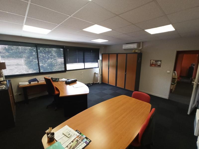 Bureau - 270 m²