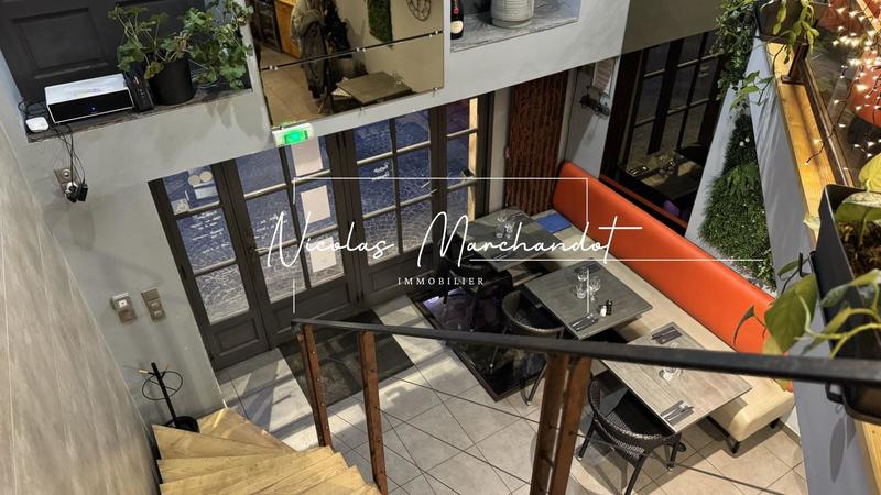 Local commercial - 90 m² - 2 pièces