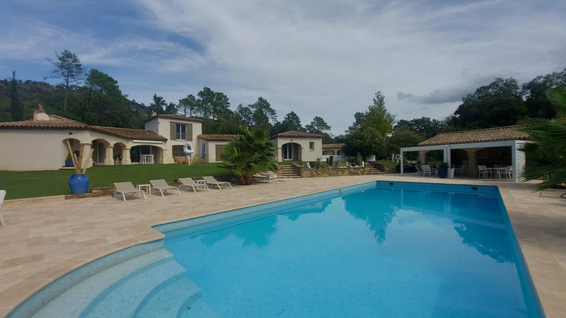 Villa - 187 m² - 5 pièces