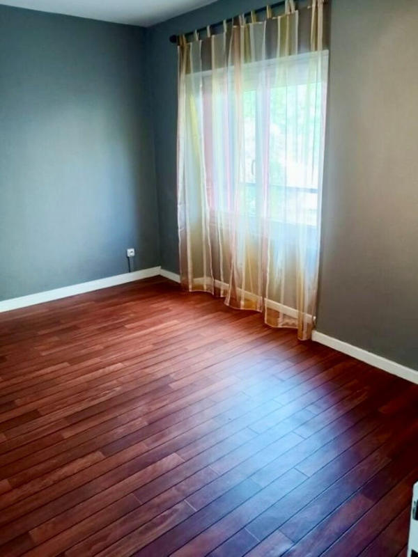 Immeuble - 12 pièces