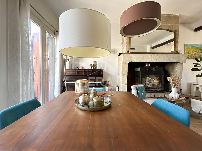 Maison - 355 m² - 12 pièces