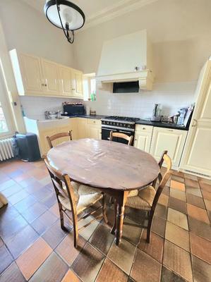 Maison de maîtres - 370 m² - 8 pièces