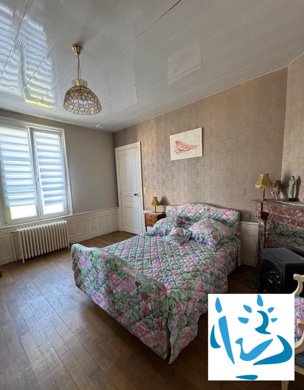 Maison - 150 m² - 8 pièces