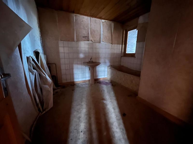 Maison - 215 m² - 8 pièces