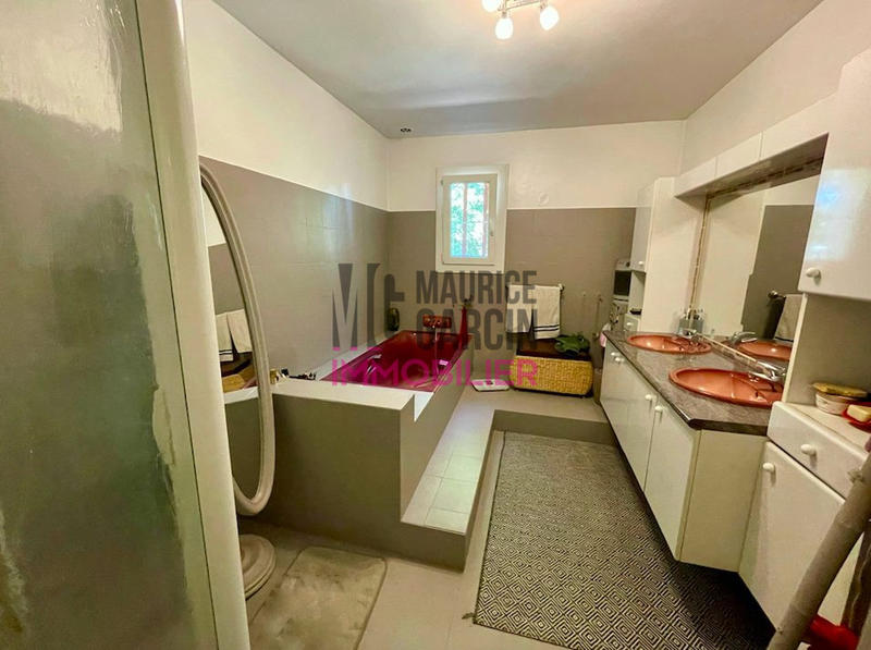 Maison - 156 m² - 4 pièces