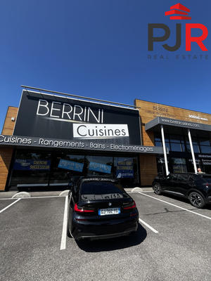 Local commercial - 423 m²