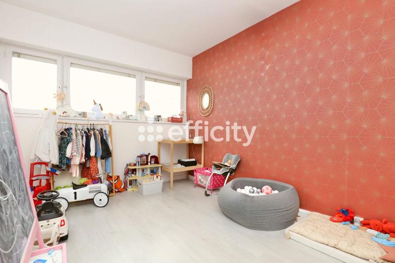 Appartement - 118 m² - 4 pièces