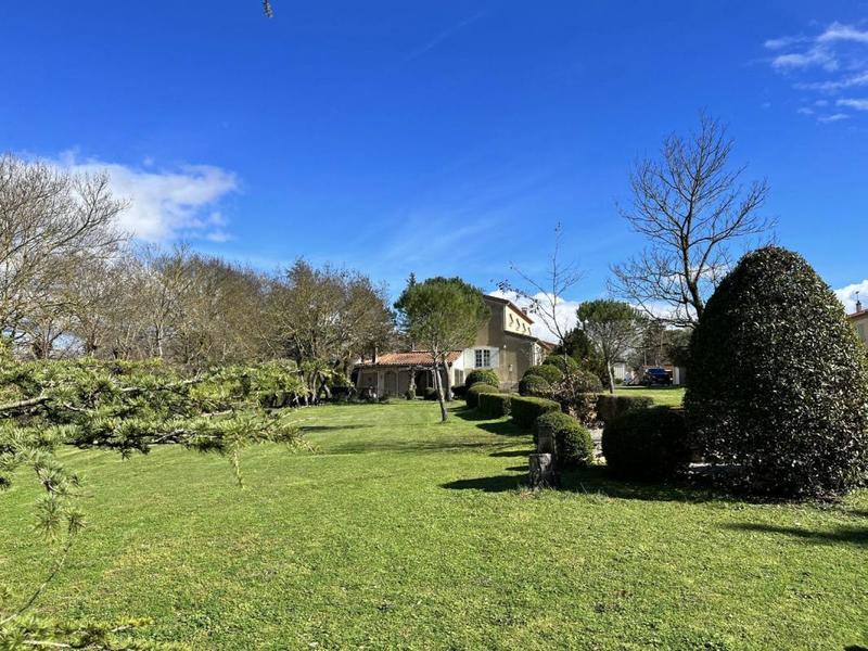 Maison - 163 m² - 7 pièces