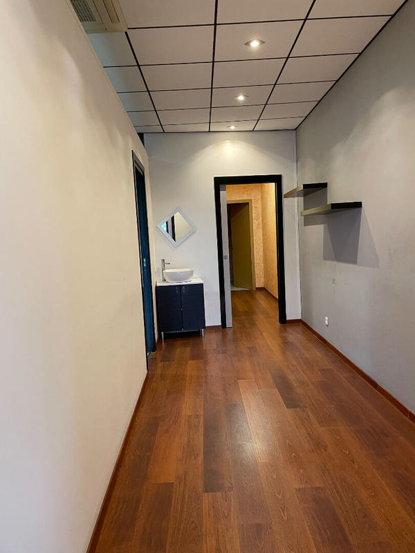 Local commercial - 137 m²