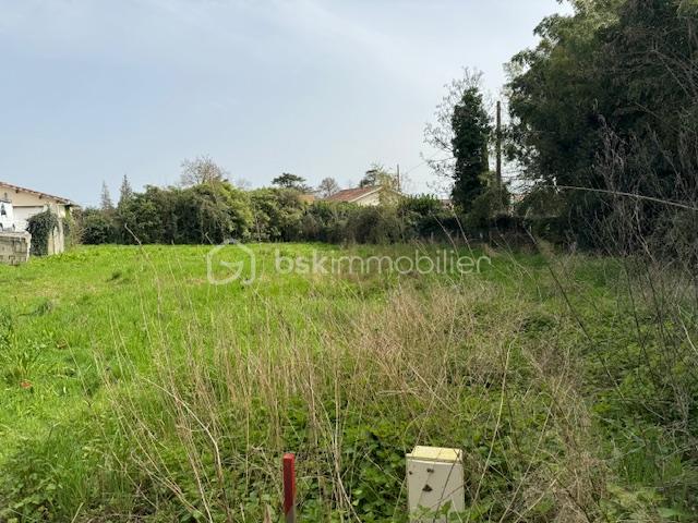 Terrain constructible - 402 m²