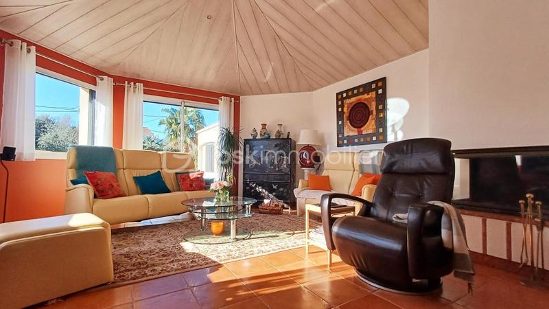 Villa - 202 m² - 7 pièces