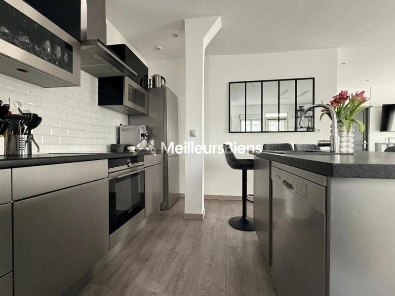 Maison - 88 m² - 4 pièces