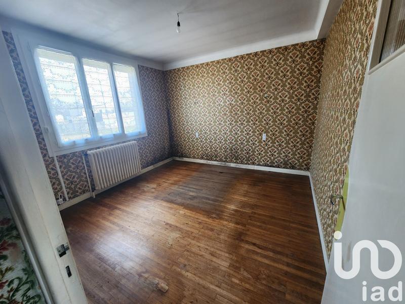 Maison - 230 m² - 12 pièces