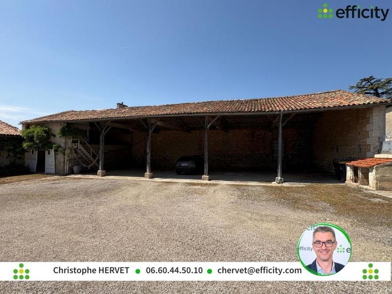 Maison - 218 m² - 6 pièces