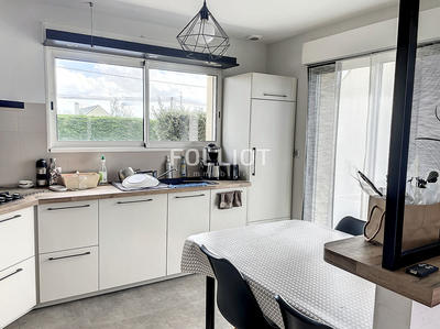 Maison - 143 m² - 7 pièces