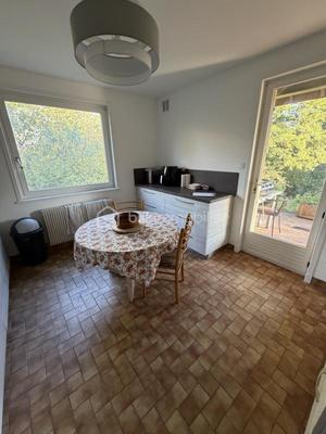 Maison - 167 m² - 6 pièces