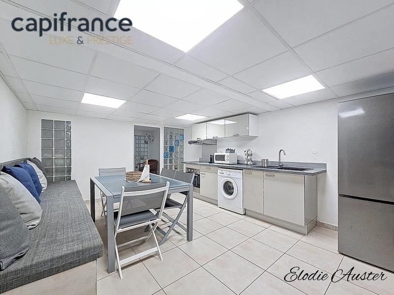 Villa - 197 m² - 9 pièces