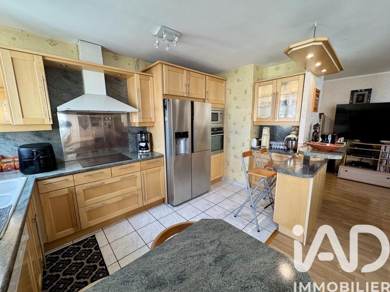 Appartement - 80 m² - 4 pièces