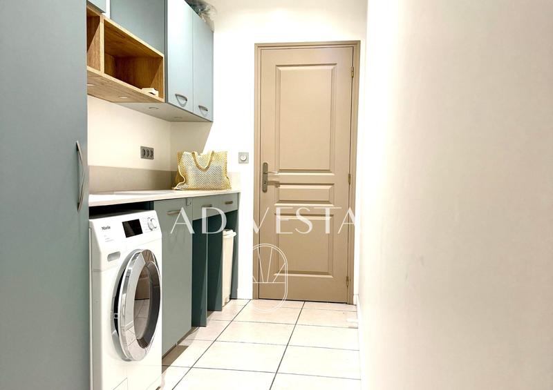 Maison - 166 m² - 6 pièces