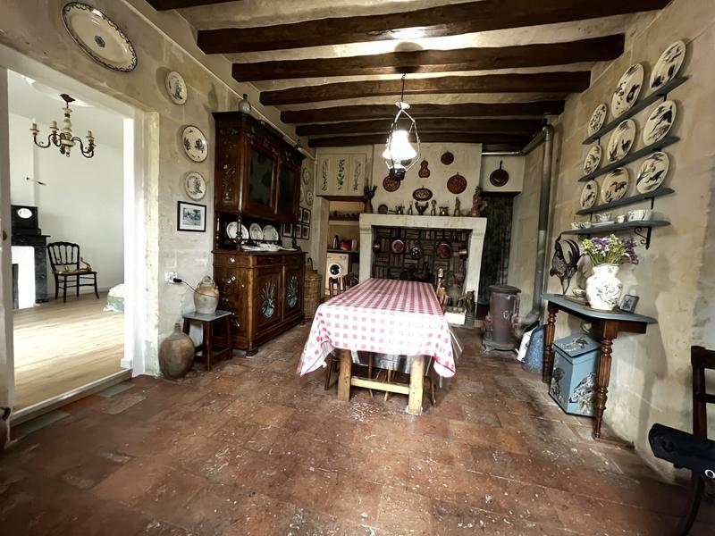 Maison ancienne - 167 m² - 8 pièces
