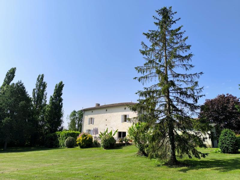 Maison - 186 m² - 5 pièces