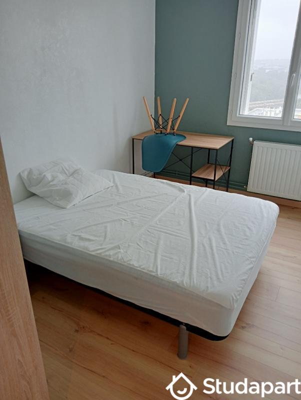 Chambre - 9 m² - 1 pièce
