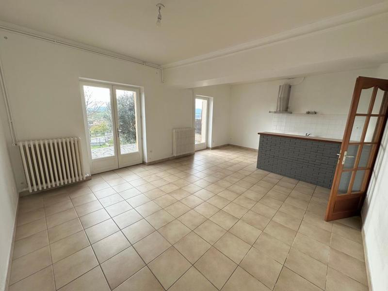 Maison - 93 m² - 4 pièces