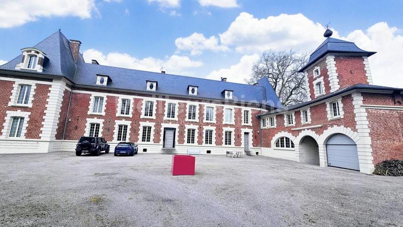 Château - 800 m² - 15 pièces