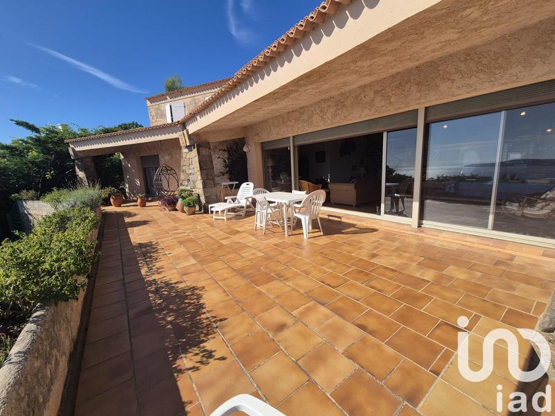 Maison - 180 m² - 6 pièces