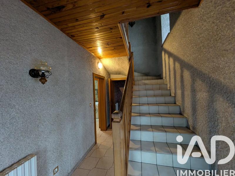 Maison - 161 m² - 8 pièces