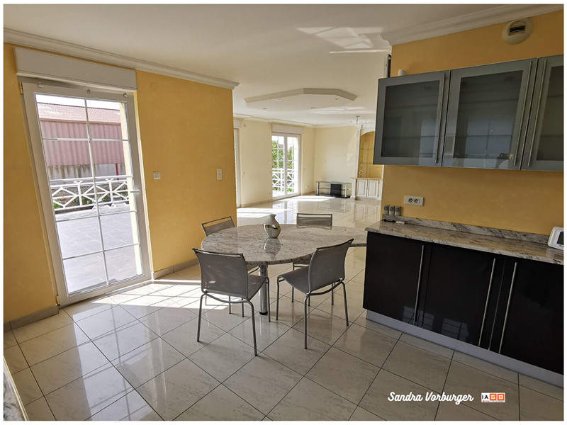 Maison - 154 m² - 6 pièces