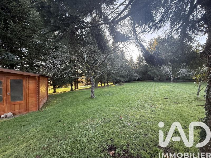 Maison - 347 m² - 7 pièces