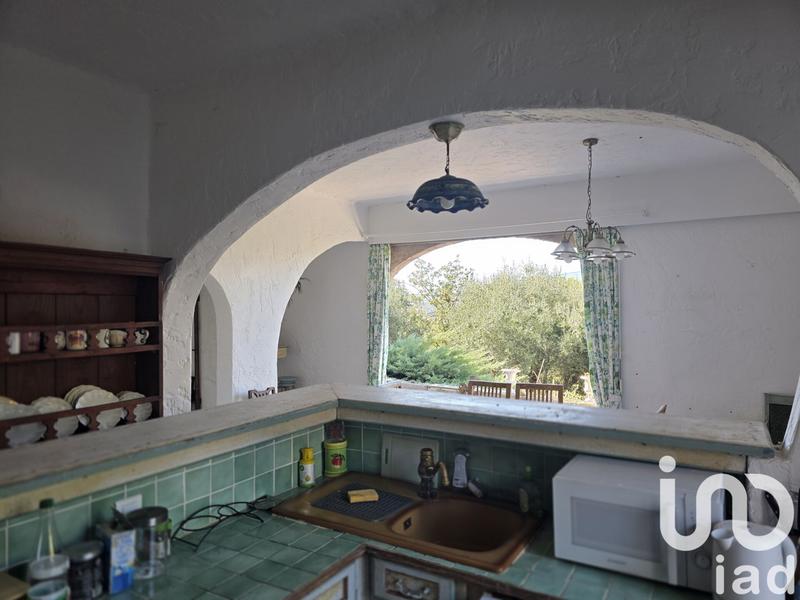 Maison - 232 m² - 7 pièces