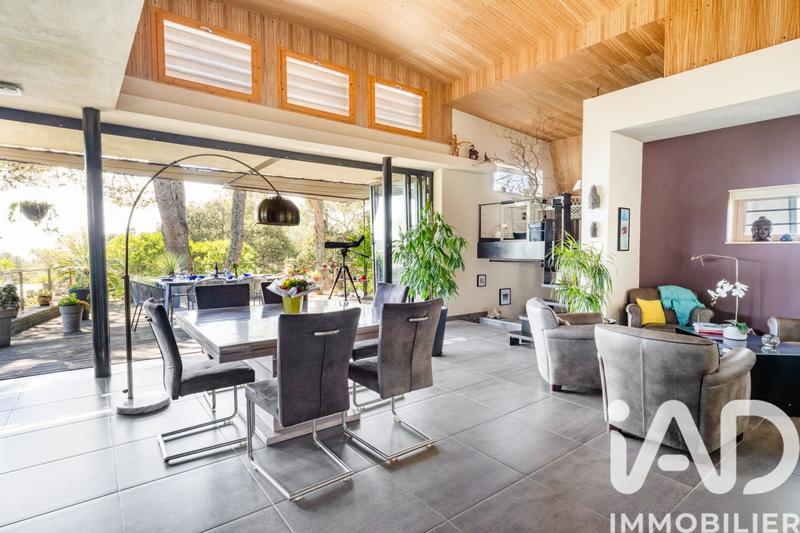 Maison de maîtres - 225 m² - 7 pièces