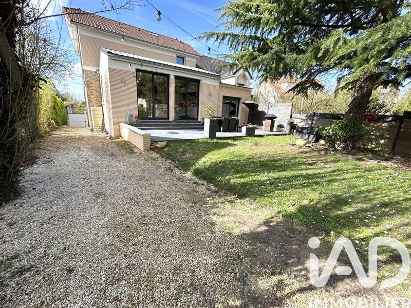 Maison - 162 m² - 7 pièces