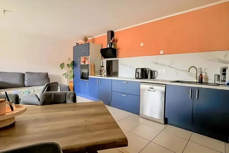 Appartement - 84 m² - 4 pièces
