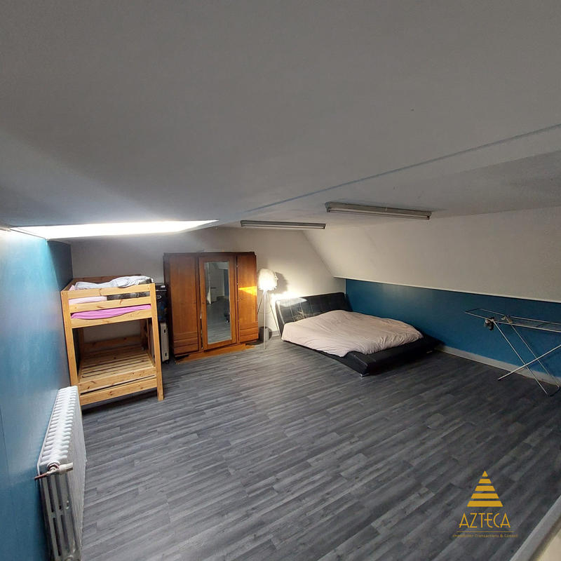 Maison - 315 m² - 11 pièces