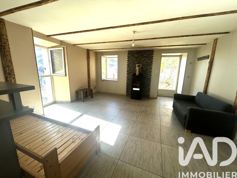 Maison - 77 m² - 4 pièces