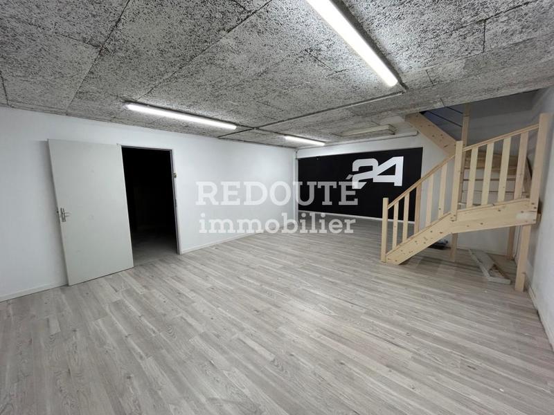 Bureau - 144 m² - 3 pièces