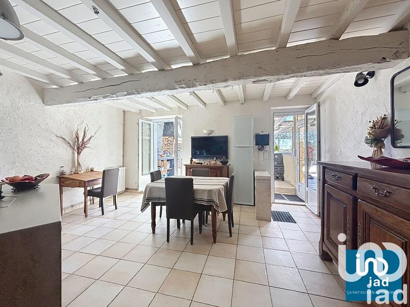 Maison - 176 m² - 8 pièces