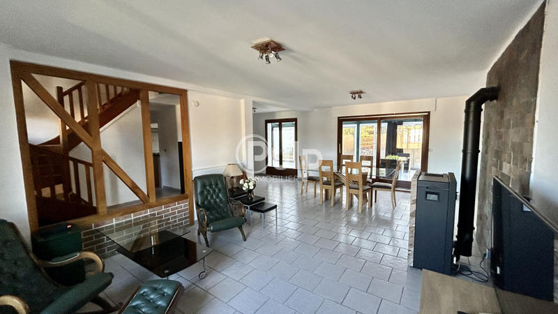 Pavillon - 122 m² - 6 pièces