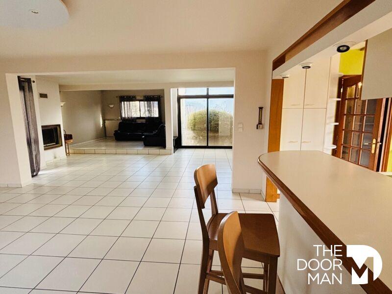 Maison - 135 m² - 6 pièces