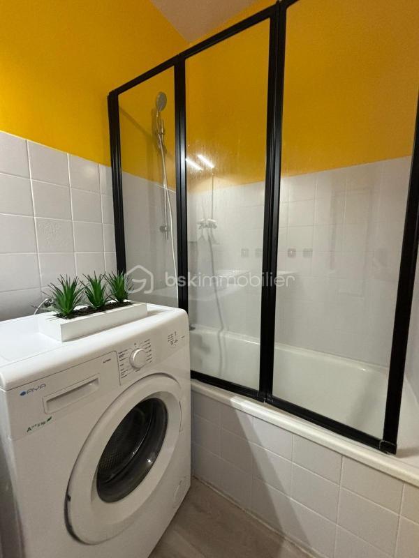 Studio - 25 m² - 1 pièce