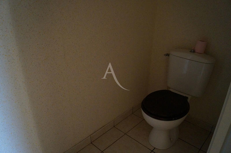 Appartement - 90 m² - 3 pièces