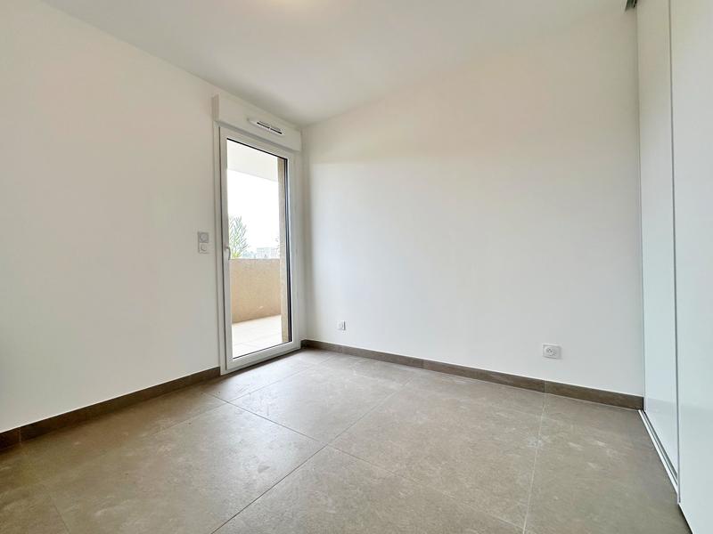 Appartement - 98 m² - 4 pièces