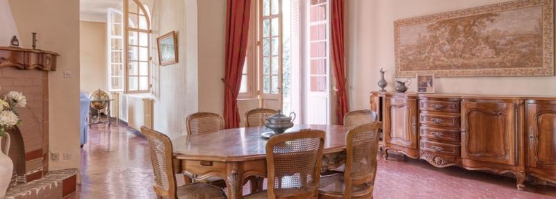 Villa - 322 m² - 12 pièces