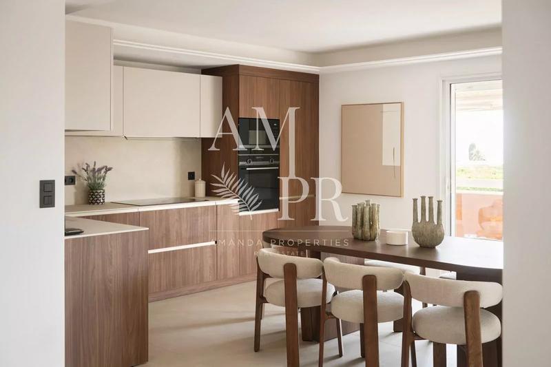 Appartement - 130 m² - 5 pièces