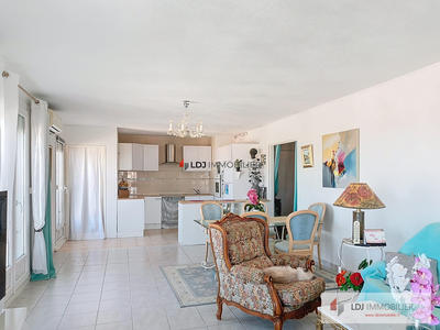 Appartement - 103 m² - 4 pièces